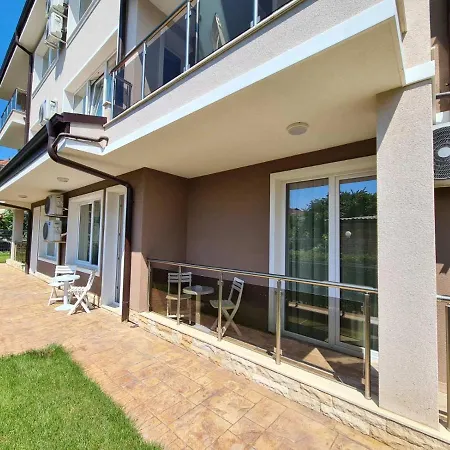 Vendégház Yanevi 3*